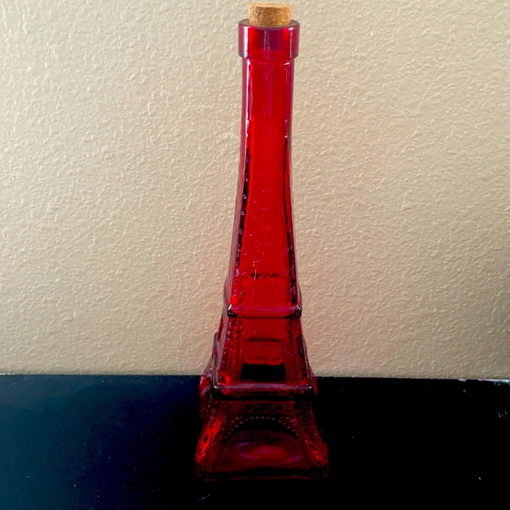 Red Paris glass decoration